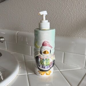 Vintage Penguin Themed Kids Soap Dispenser - Multicolor